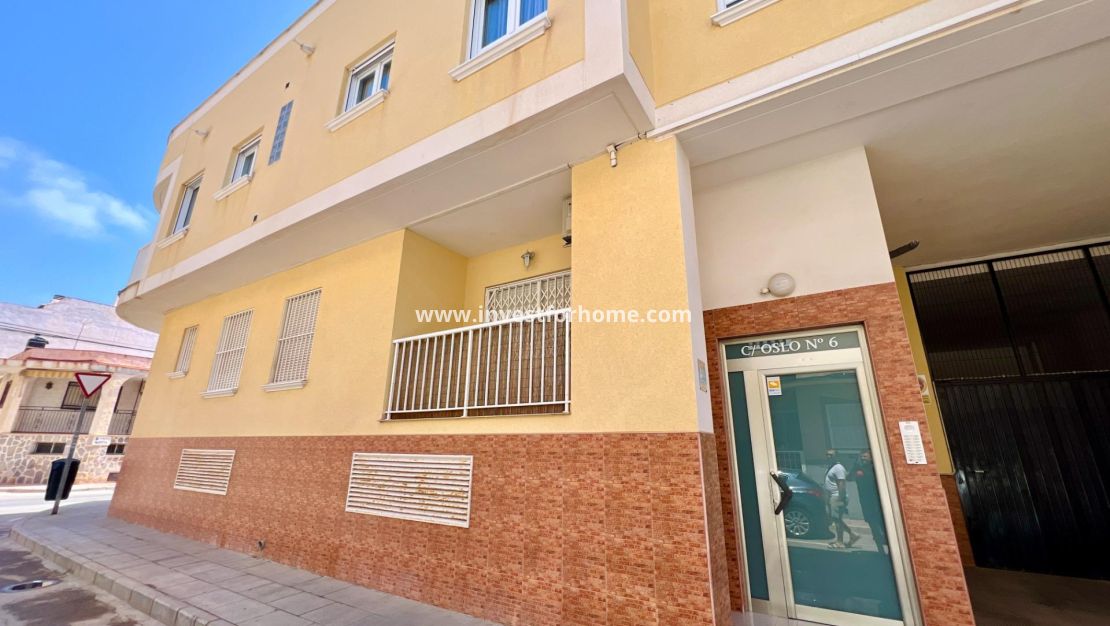 Sale - Apartment - Torrevieja - Playa de los Locos
