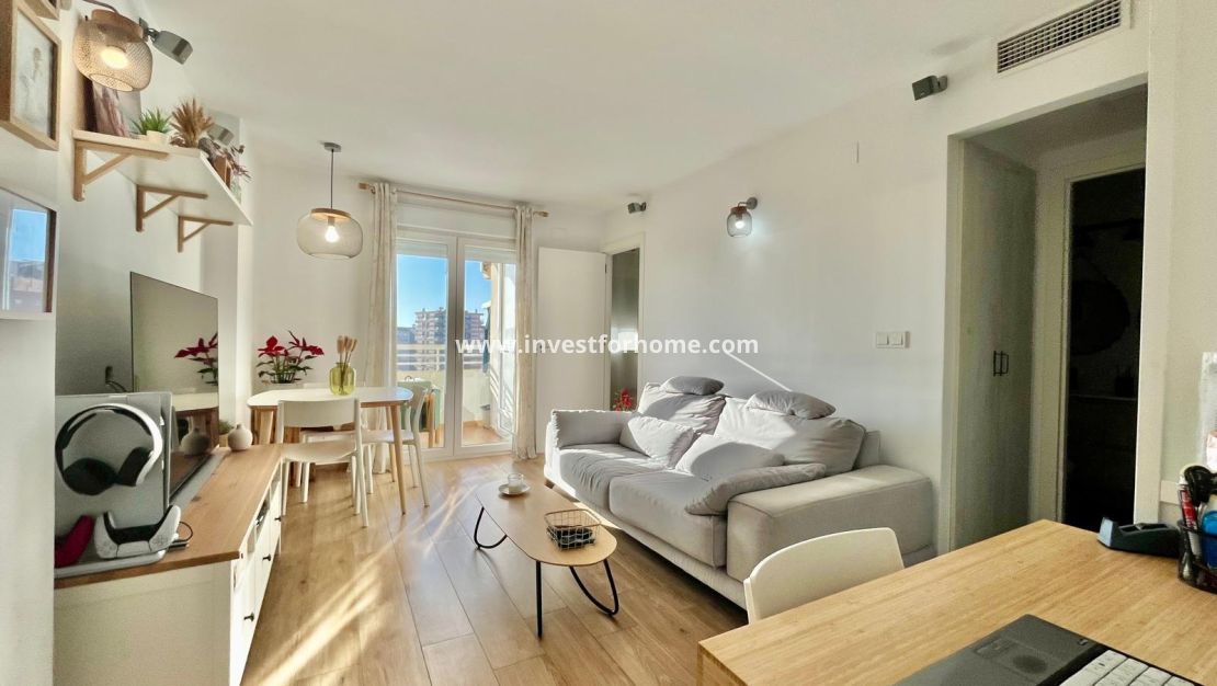 Sale - Apartment - Torrevieja - Playa de los Locos