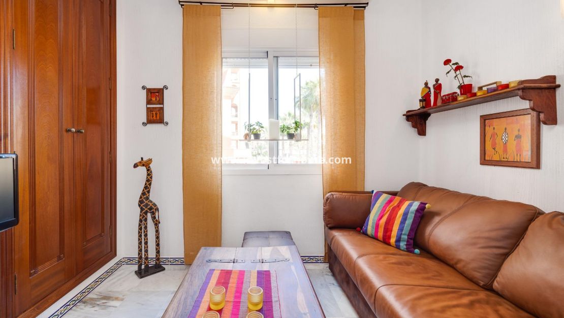 Sale - Apartment - Torrevieja - Playa de los Locos