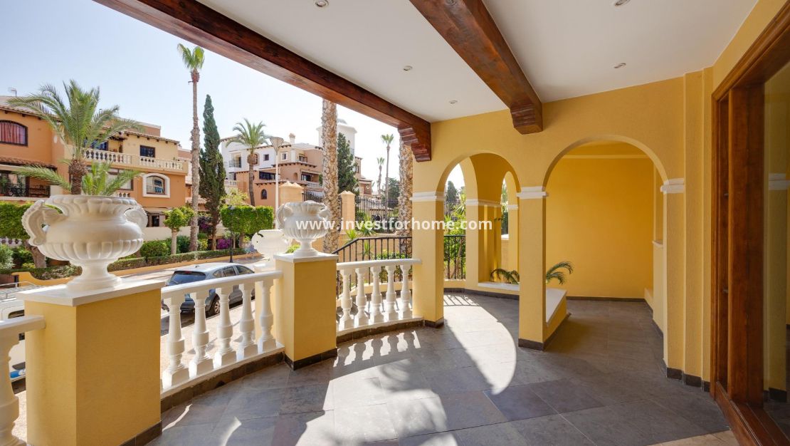 Sale - Apartment - Torrevieja - Playa de los Locos