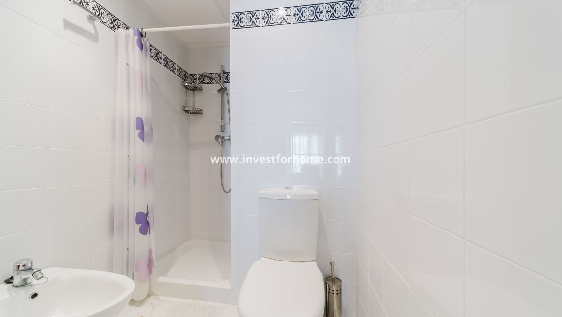 Sale - Apartment - Torrevieja - Playa de los Locos