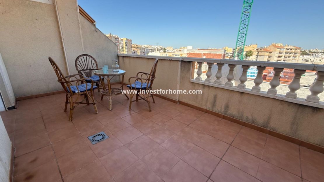 Sale - Apartment - Torrevieja - Playa de los Locos