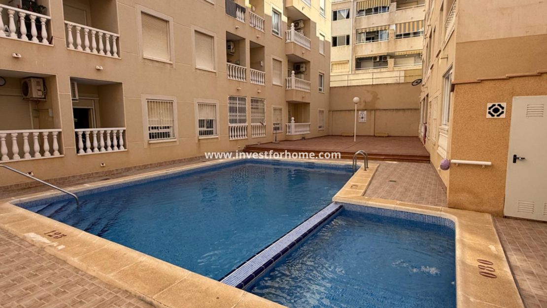Sale - Apartment - Torrevieja - Playa de los Locos