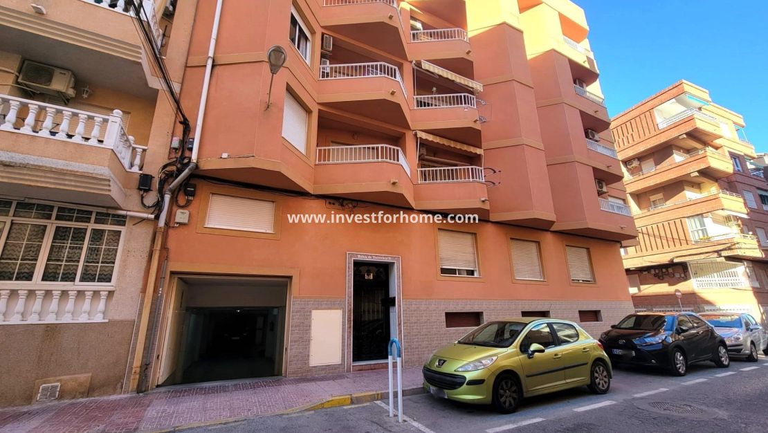 Sale - Apartment - Torrevieja - Playa de los Locos