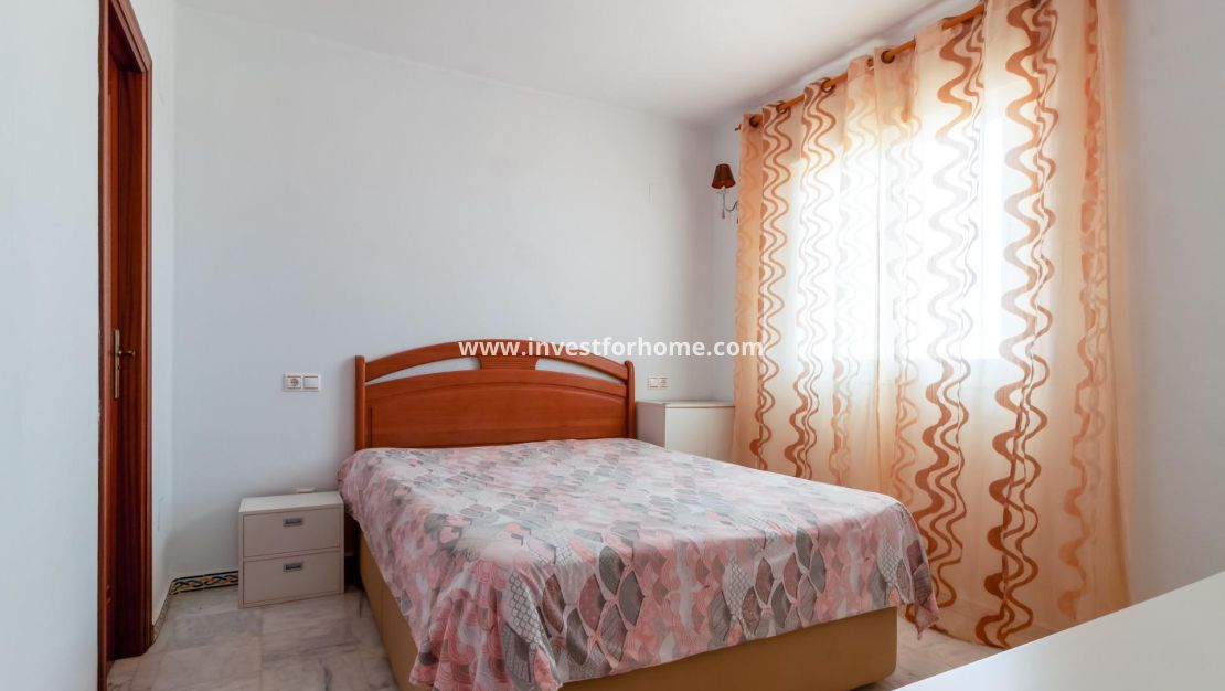 Sale - Apartment - Torrevieja - Playa de los Locos