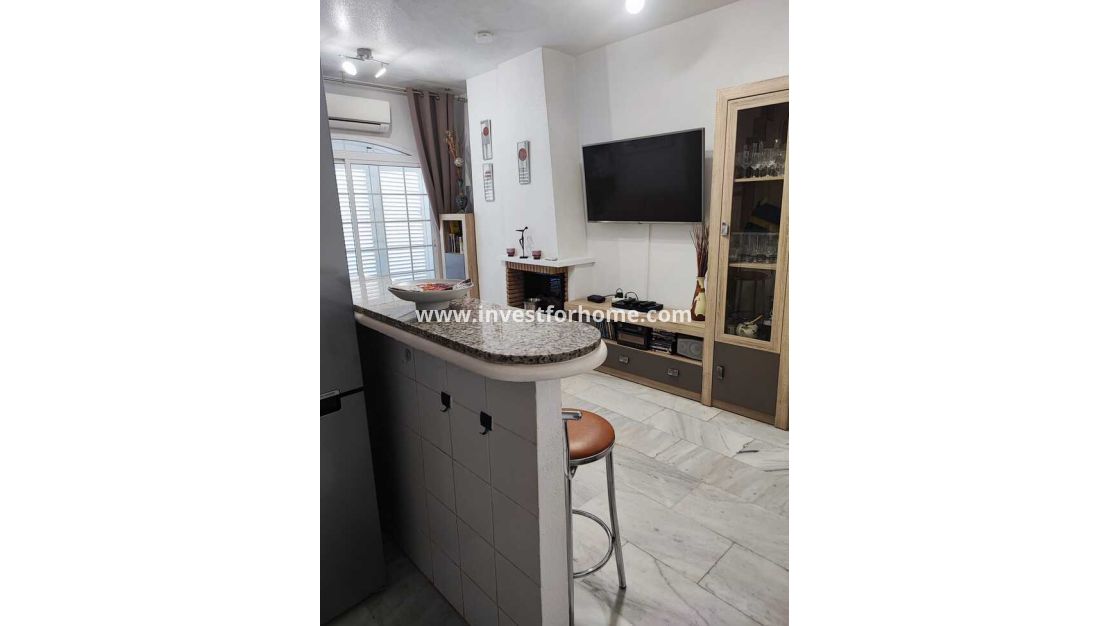 Sale - Apartment - Torrevieja - Playa de los Locos