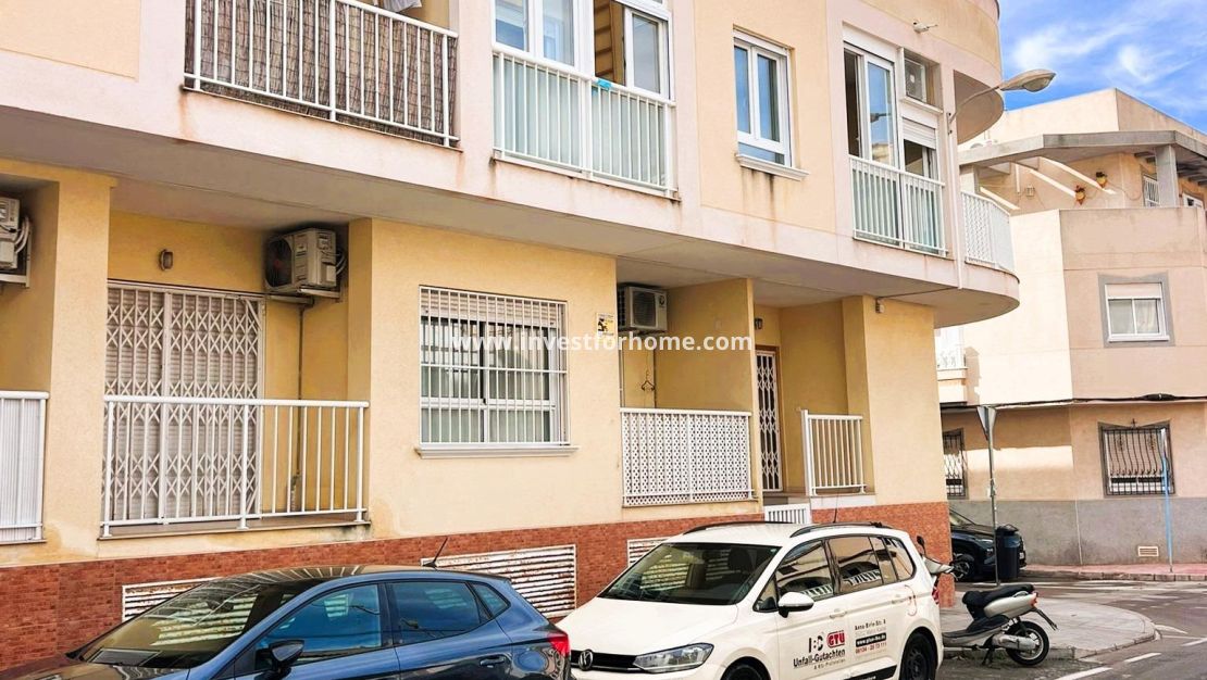 Sale - Apartment - Torrevieja - Playa de los Locos