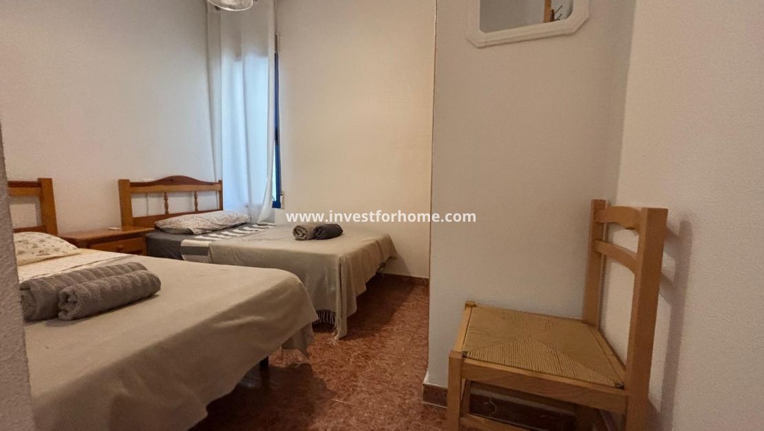 Sale - Apartment - Torrevieja - Playa de los Locos