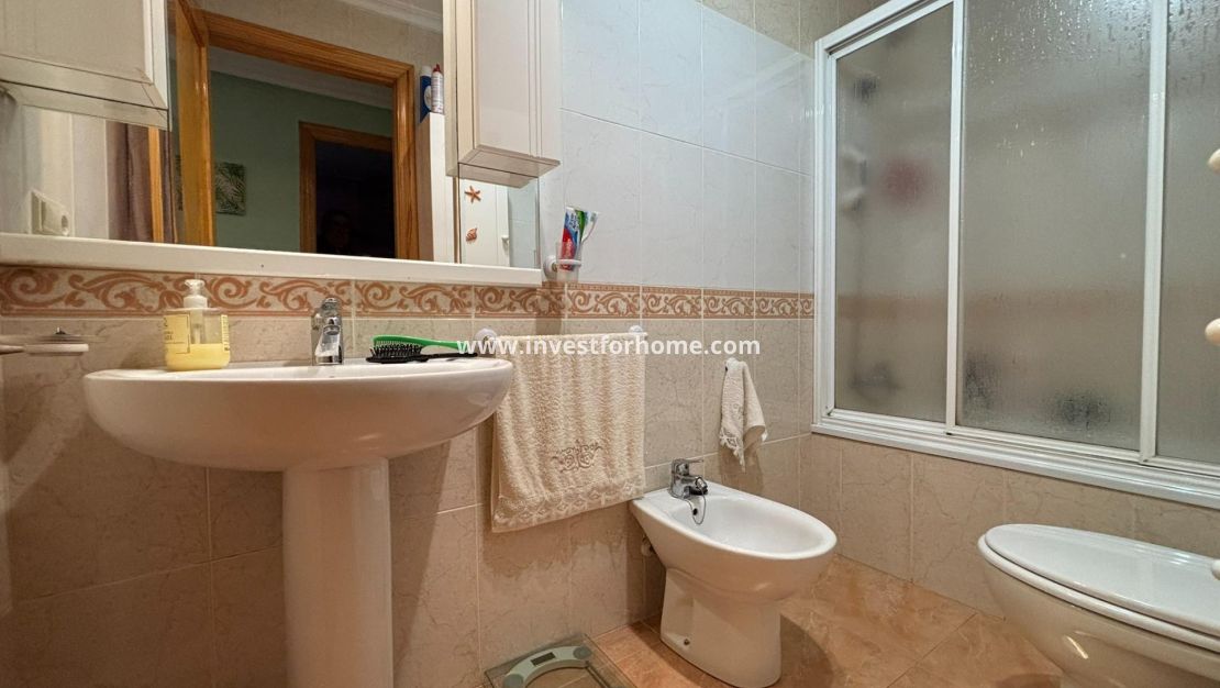 Sale - Apartment - Torrevieja - Playa de los Locos