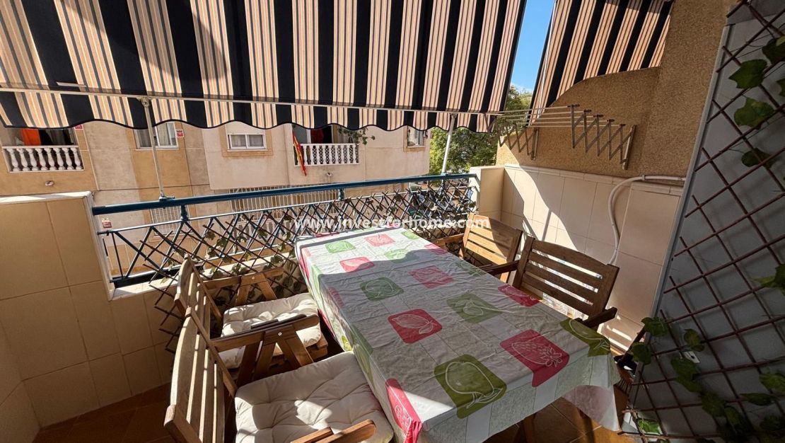 Sale - Apartment - Torrevieja - Playa de los Locos