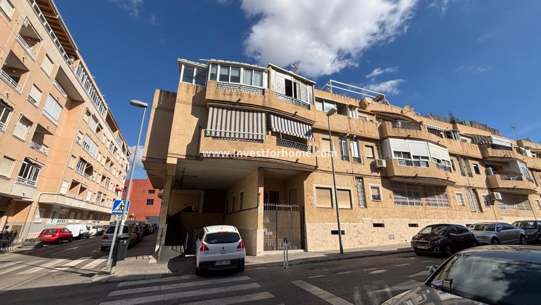 Sale - Apartment - Torrevieja - Playa de los Locos
