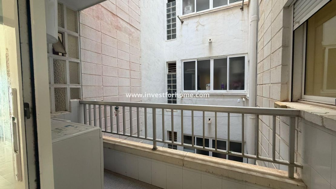 Sale - Apartment - Torrevieja - Playa de los Locos