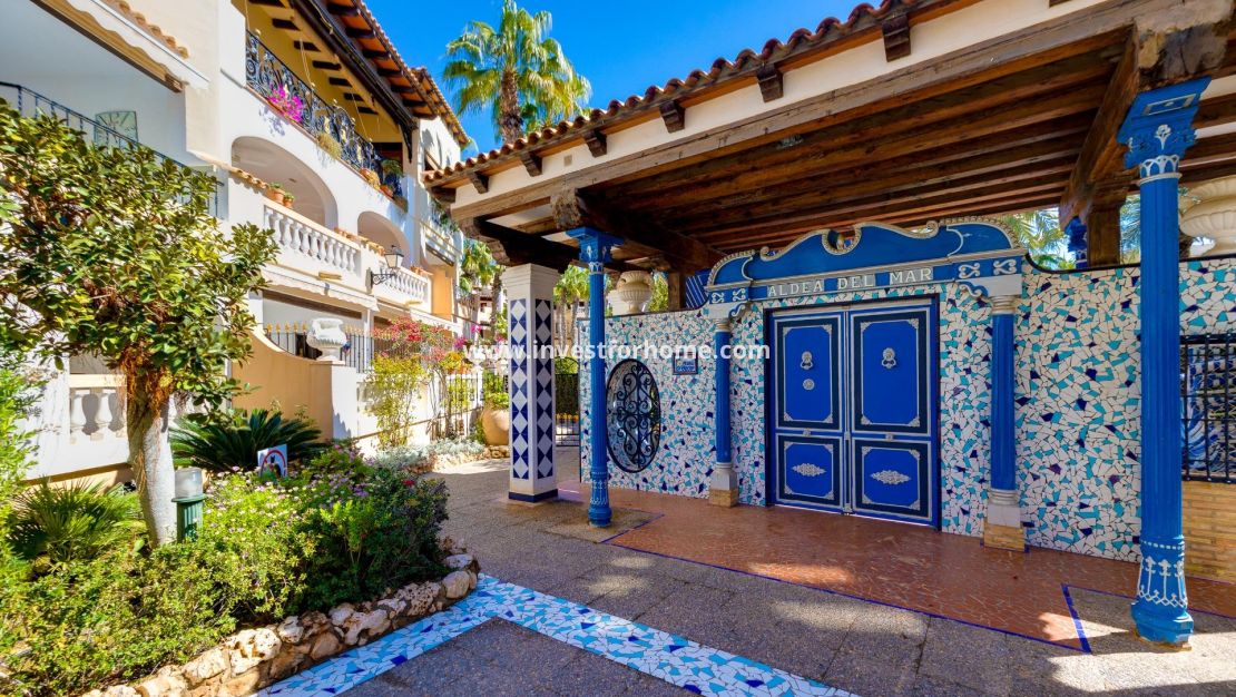 Sale - Apartment - Torrevieja - Playa de los Locos