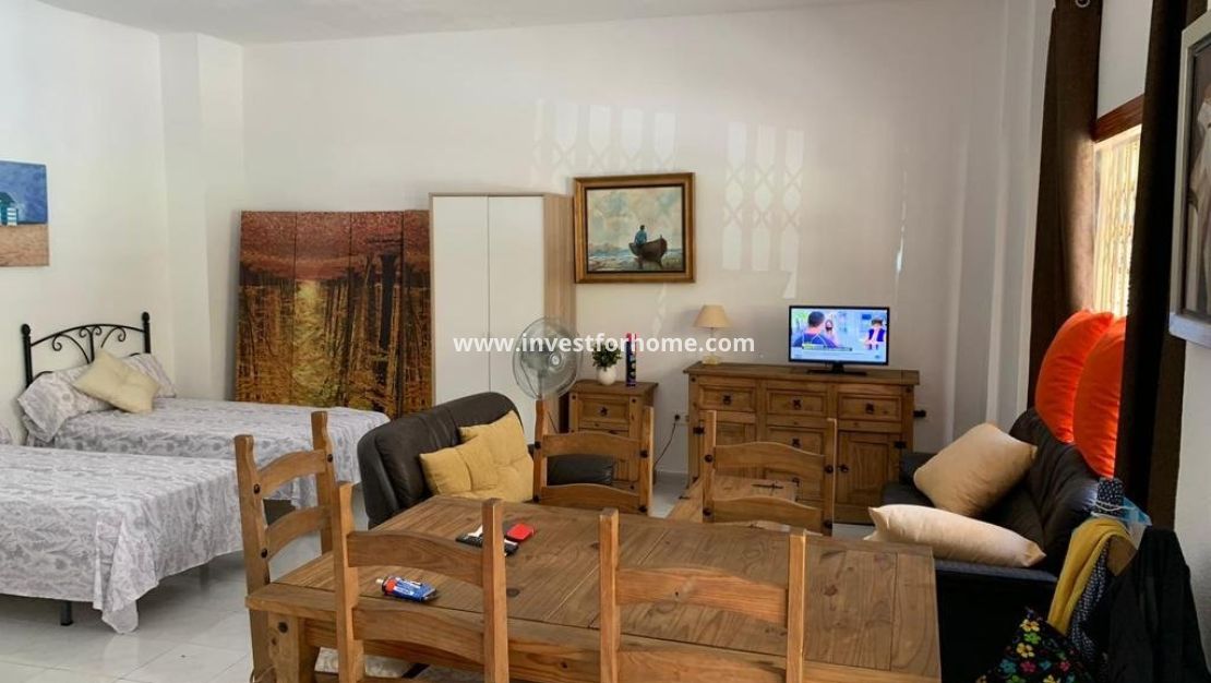 Sale - Apartment - Torrevieja - Playa de los Locos