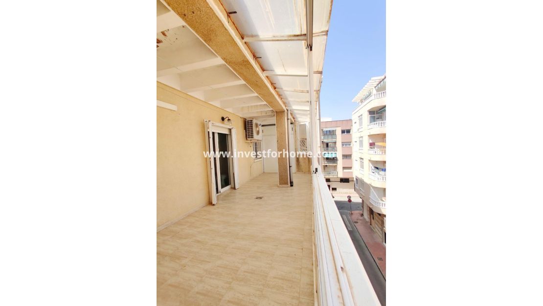 Sale - Apartment - Torrevieja - Playa de los Locos