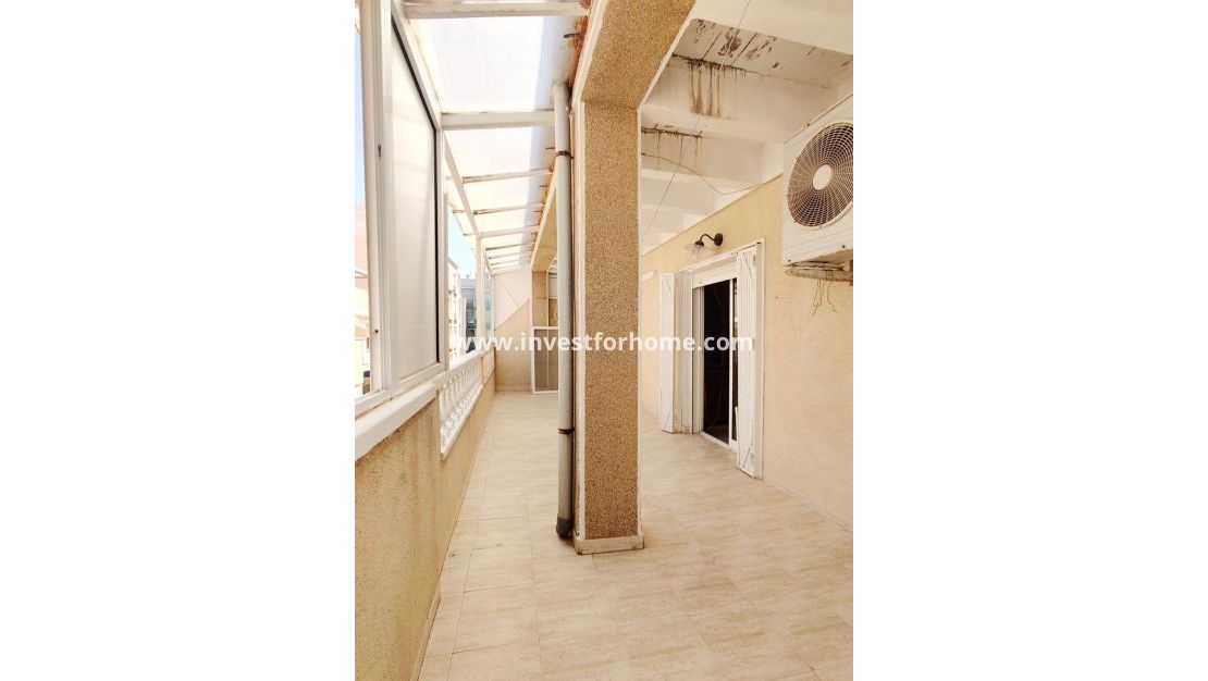 Sale - Apartment - Torrevieja - Playa de los Locos