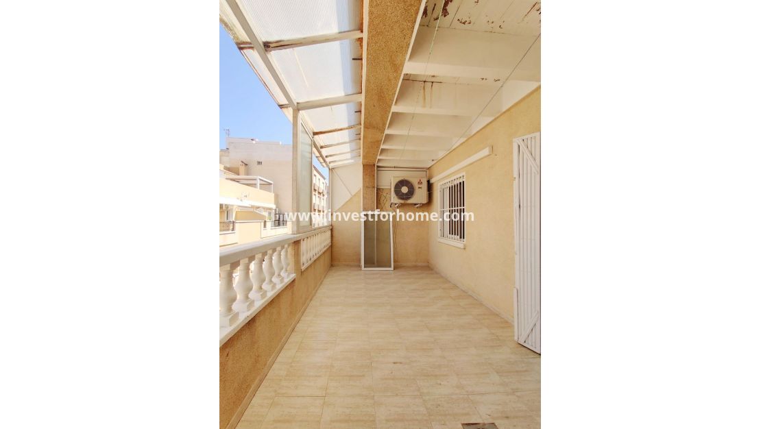 Sale - Apartment - Torrevieja - Playa de los Locos