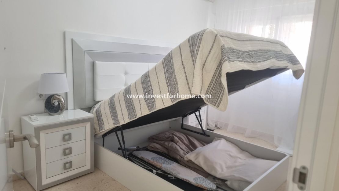 Sale - Apartment - Torrevieja - Playa de los Locos