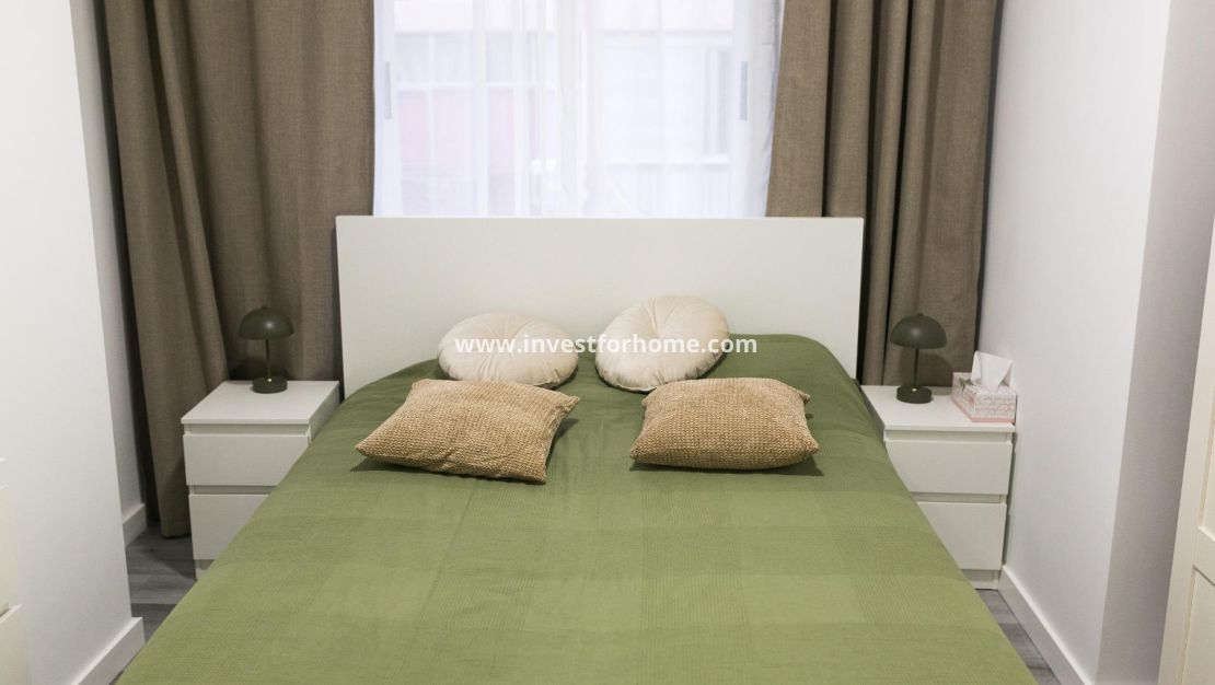 Sale - Apartment - Torrevieja - Playa de los Locos