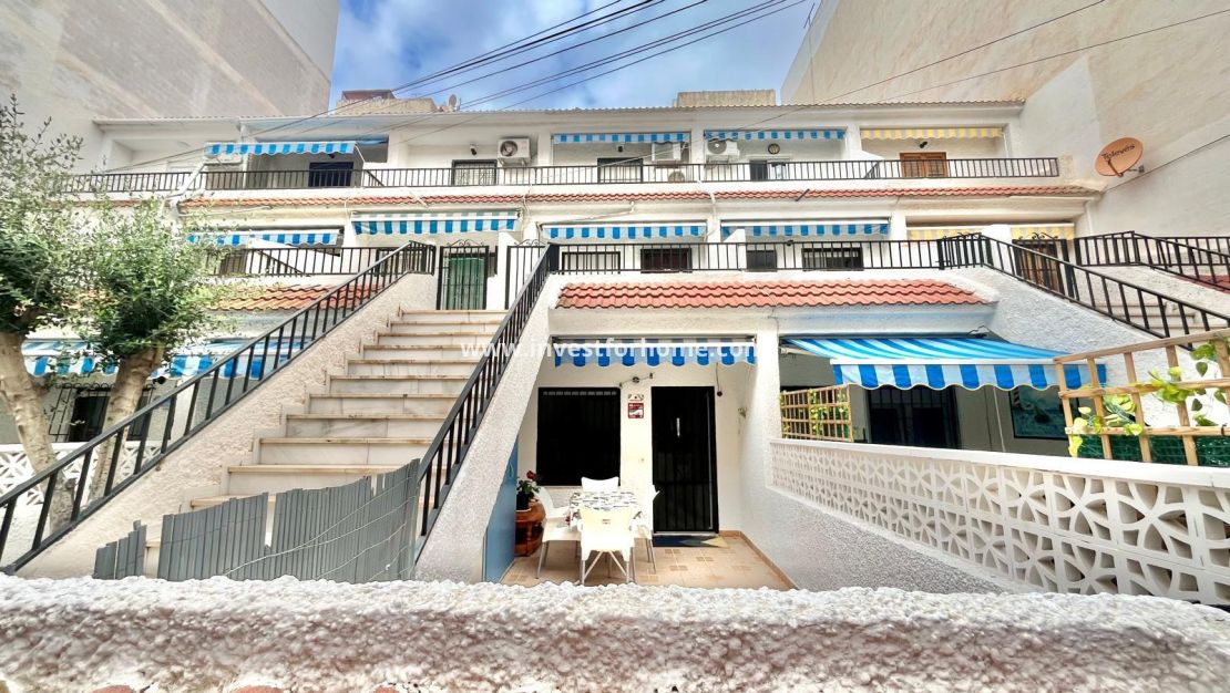 Sale - Apartment - Torrevieja - Playa de los Locos