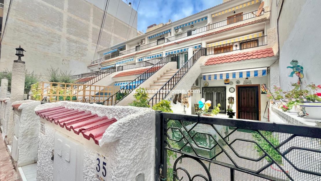 Sale - Apartment - Torrevieja - Playa de los Locos