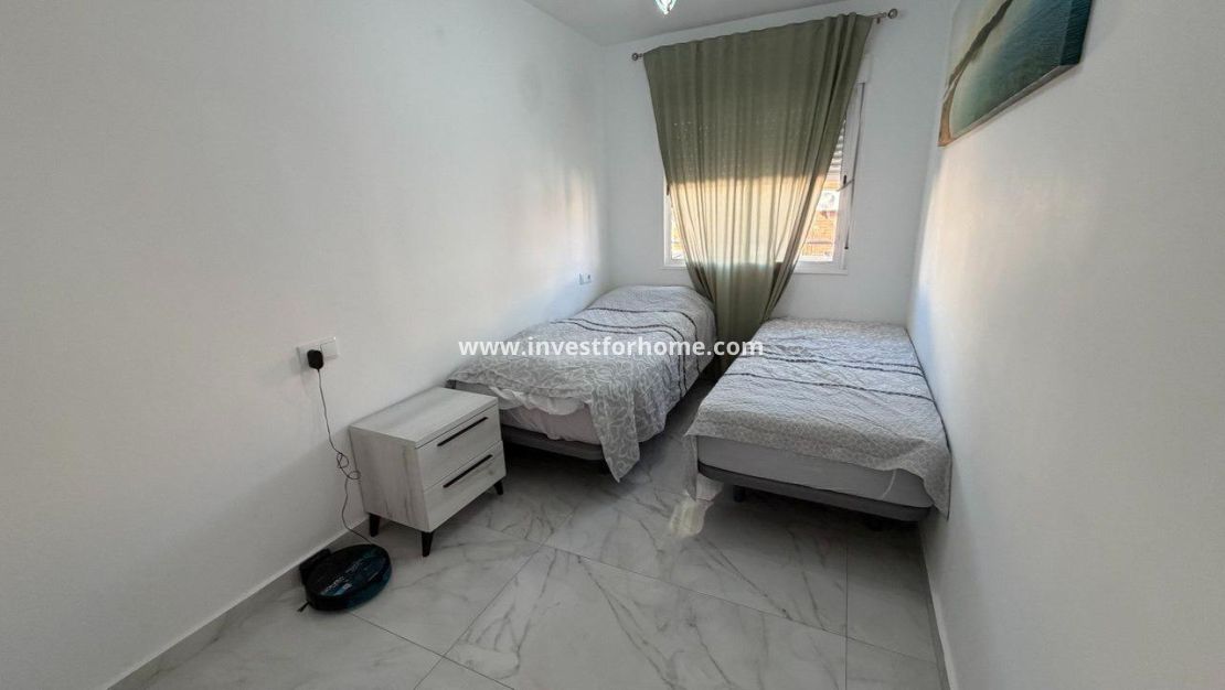 Sale - Apartment - Torrevieja - Playa de los Locos