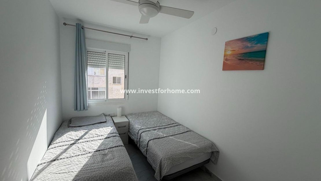 Sale - Apartment - Torrevieja - Playa de los Locos