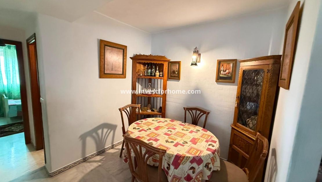 Sale - Apartment - Torrevieja - Playa de los Locos