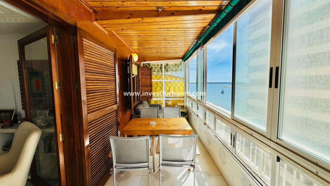 Sale - Apartment - Torrevieja - Playa del Acequión