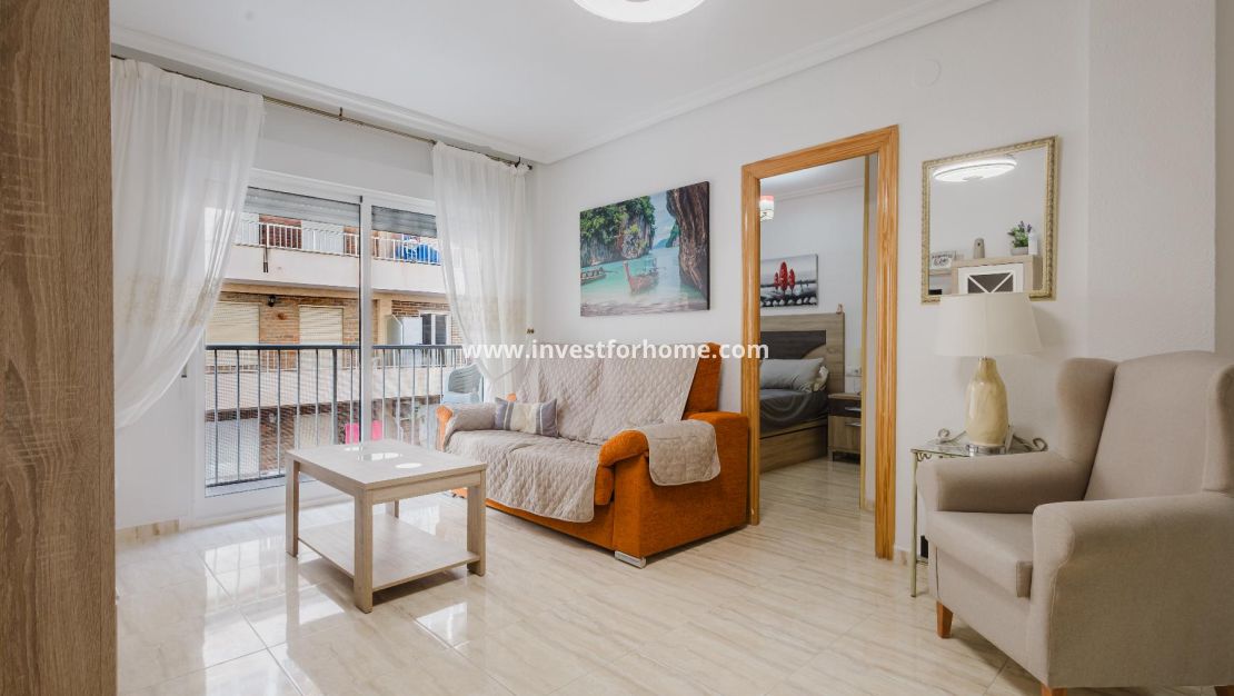 Sale - Apartment - Torrevieja - Playa del Acequión