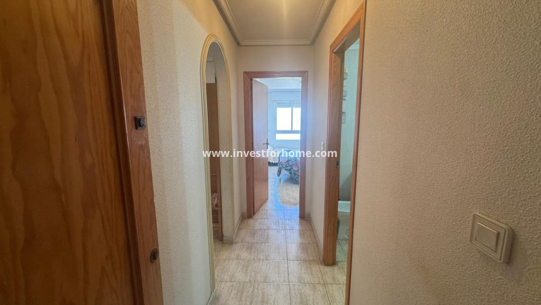 Sale - Apartment - Torrevieja - Playa del Acequión