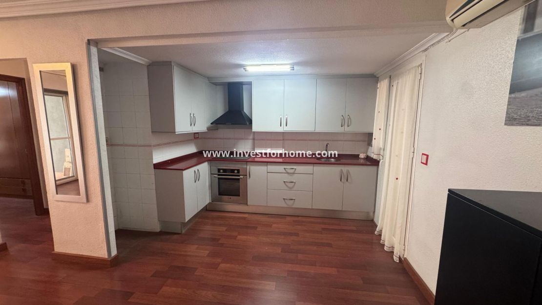 Sale - Apartment - Torrevieja - Playa del Acequión