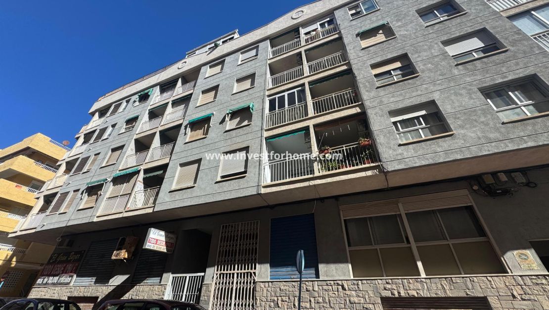 Sale - Apartment - Torrevieja - Playa del Acequión