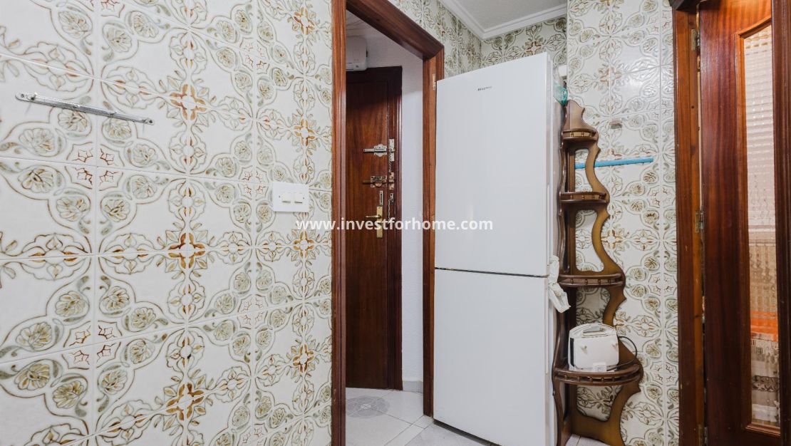 Sale - Apartment - Torrevieja - Playa del Acequión