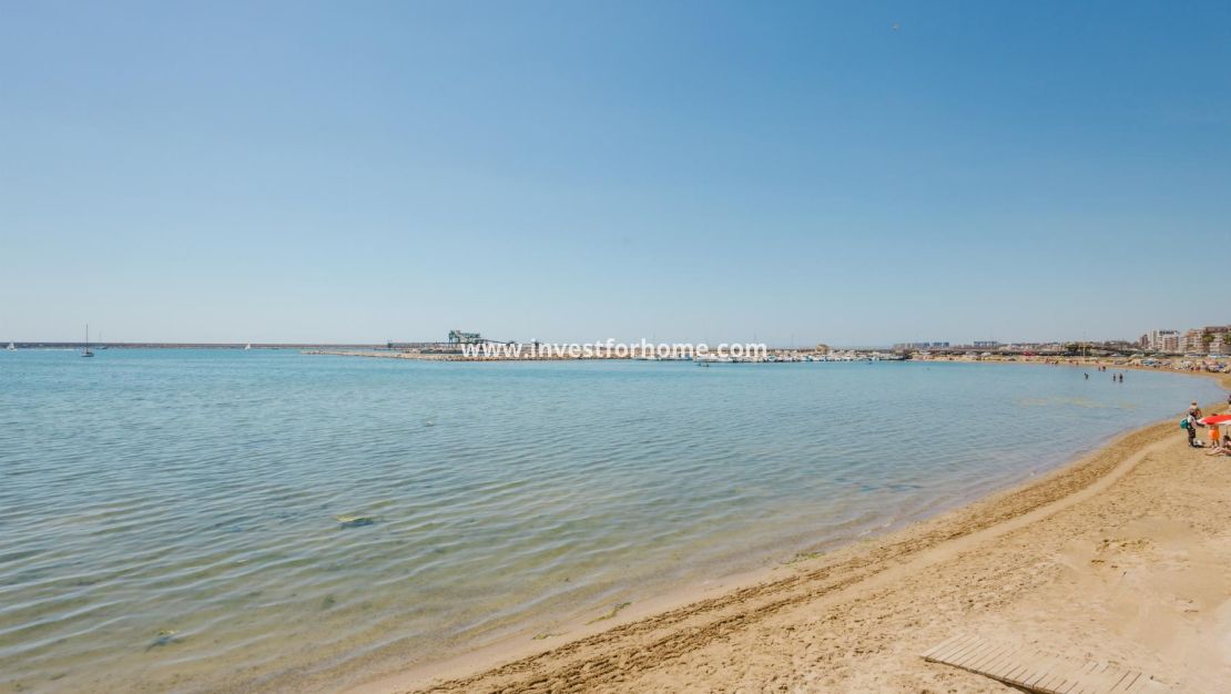 Sale - Apartment - Torrevieja - Playa del Acequión