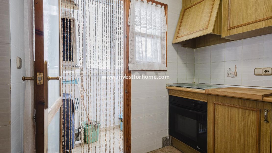 Sale - Apartment - Torrevieja - Playa del Acequión