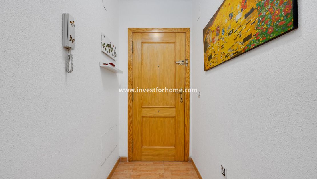 Sale - Apartment - Torrevieja - Playa del Acequión
