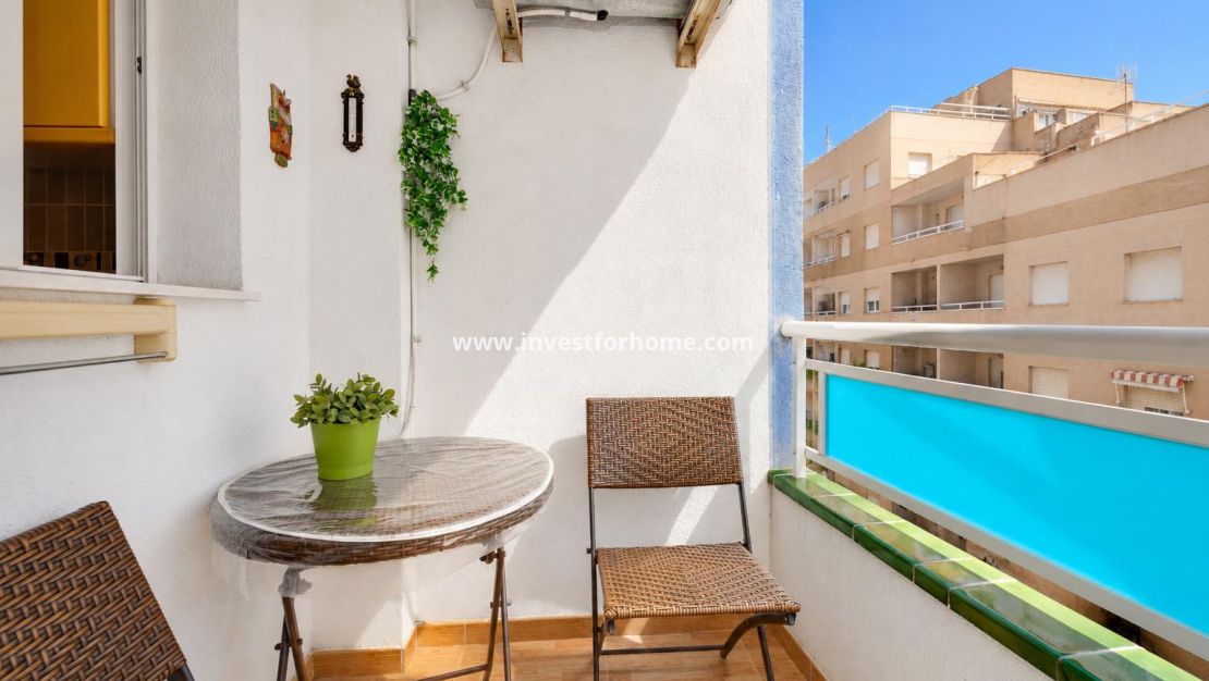 Sale - Apartment - Torrevieja - Playa del Acequión