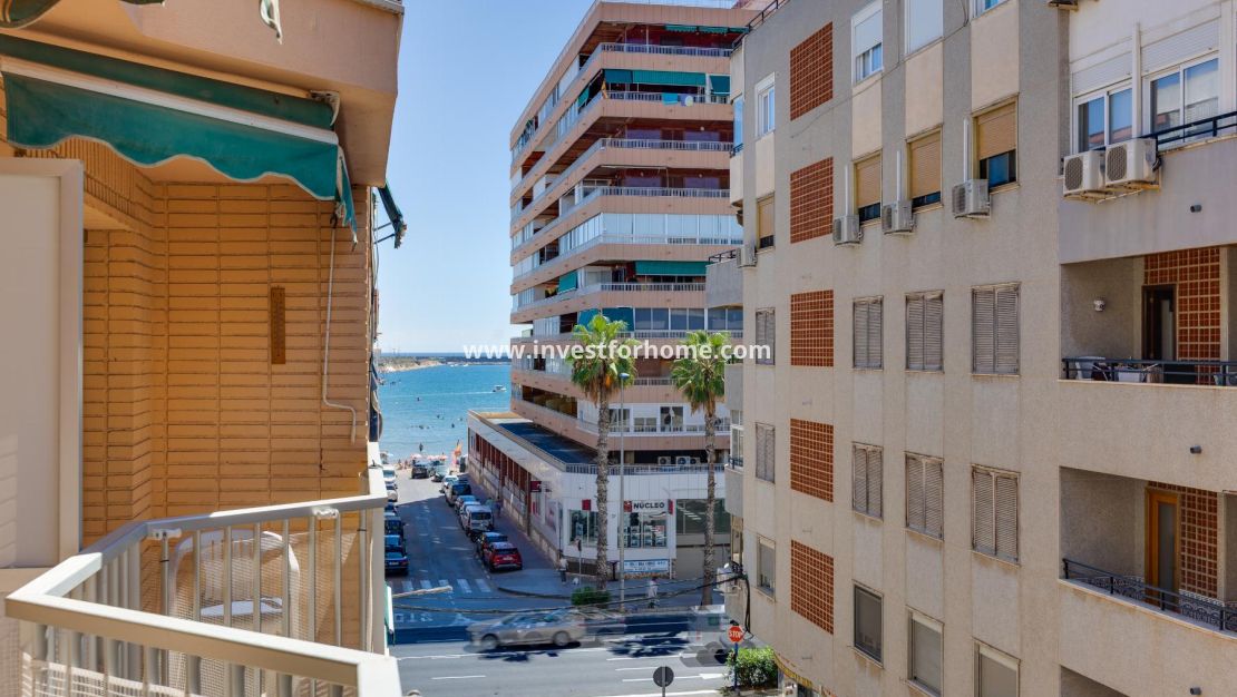 Sale - Apartment - Torrevieja - Playa del Acequión