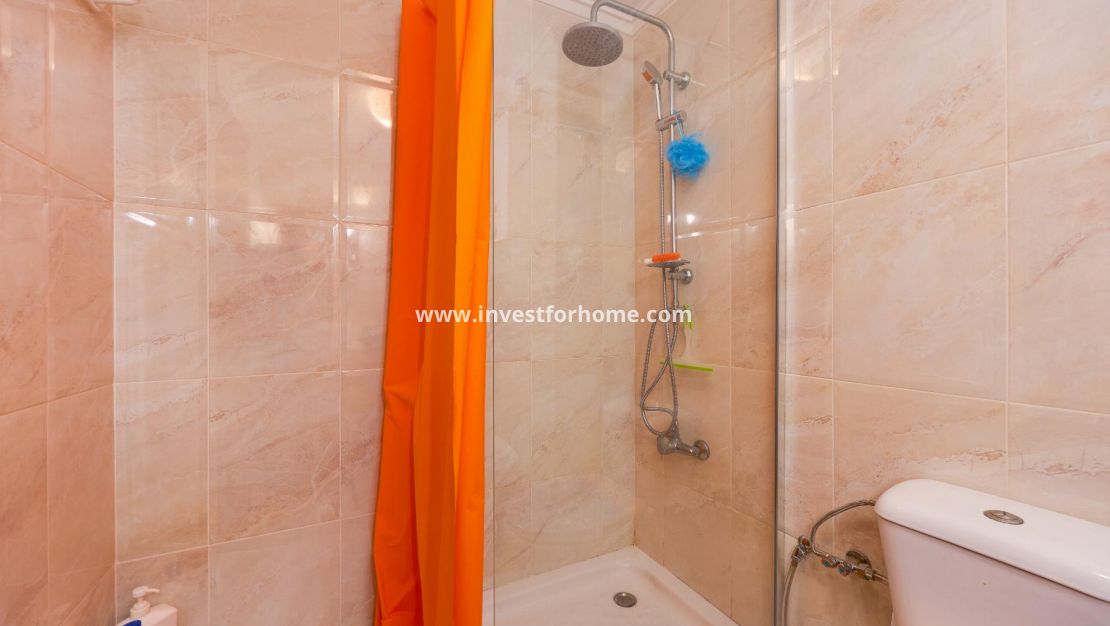 Sale - Apartment - Torrevieja - Playa del Acequión