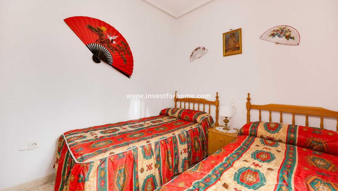 Sale - Apartment - Torrevieja - Playa del Acequión