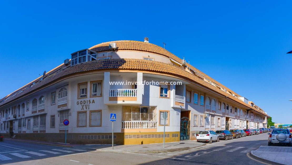 Sale - Apartment - Torrevieja - Playa del Acequión