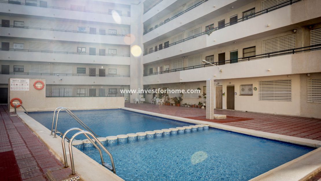 Sale - Apartment - Torrevieja - Playa del Cura
