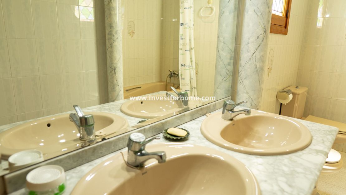 Sale - Apartment - Torrevieja - Playa del Cura