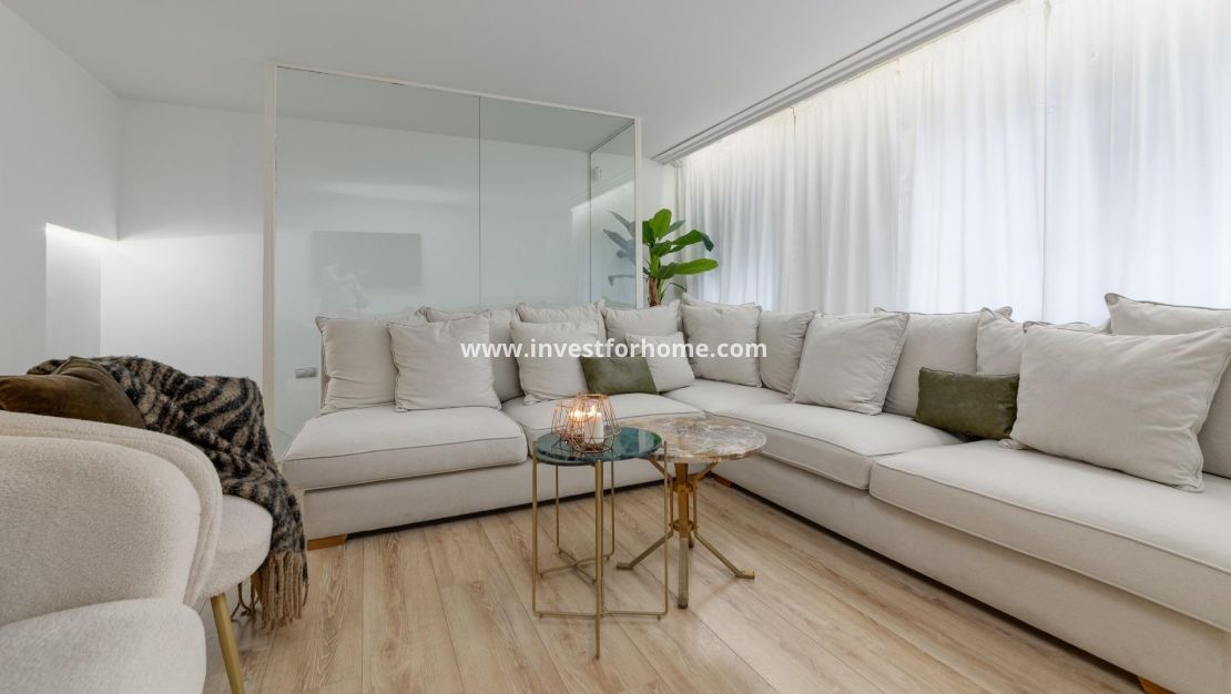 Sale - Apartment - Torrevieja - Playa del Cura