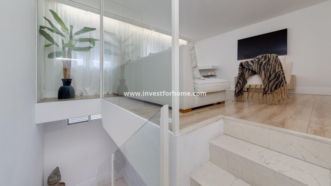 Sale - Apartment - Torrevieja - Playa del Cura