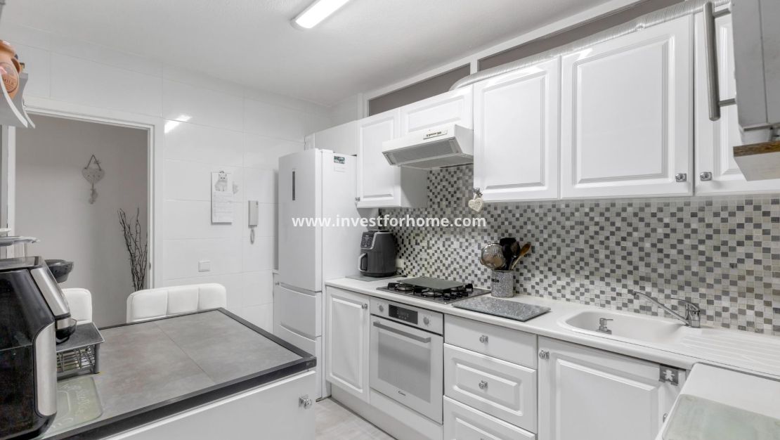 Sale - Apartment - Torrevieja - Playa del Cura