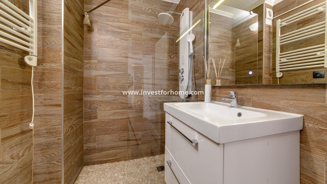 Sale - Apartment - Torrevieja - Playa del Cura