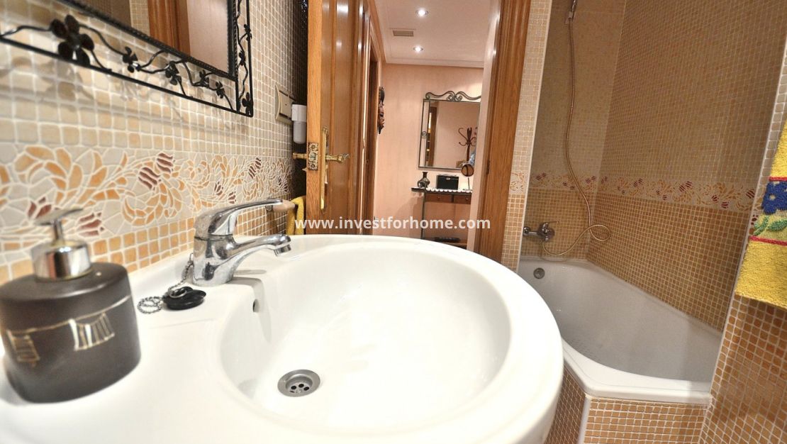 Sale - Apartment - Torrevieja - Playa del Cura
