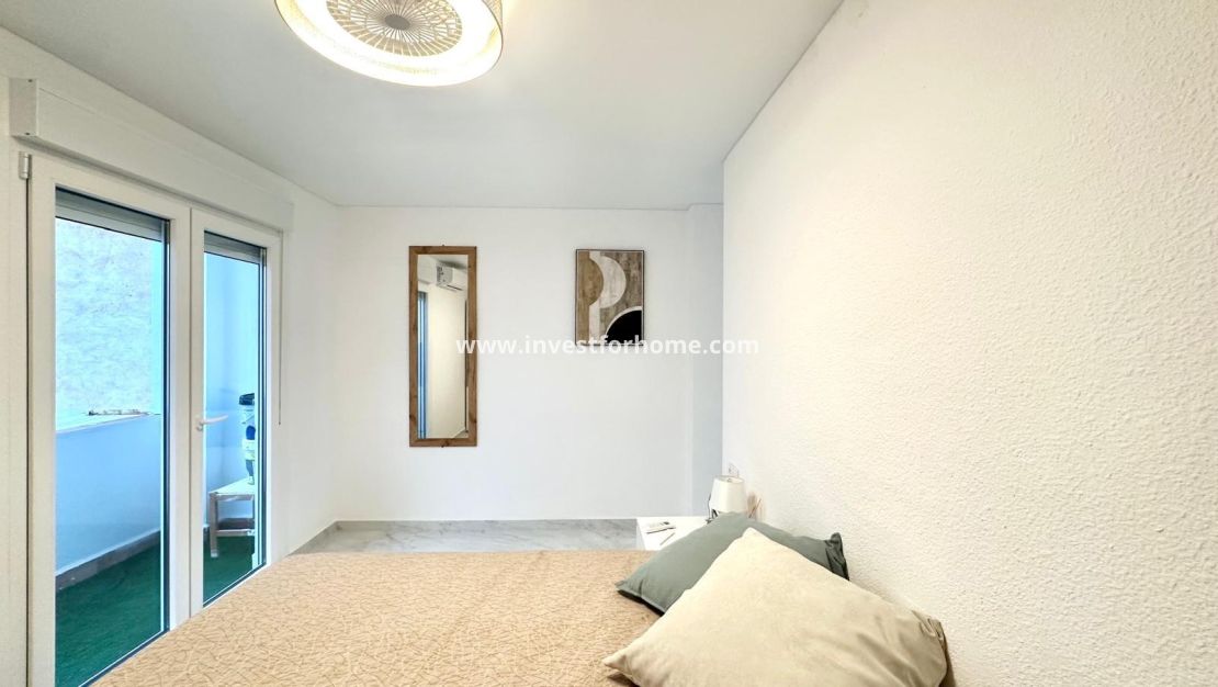 Sale - Apartment - Torrevieja - Playa del Cura